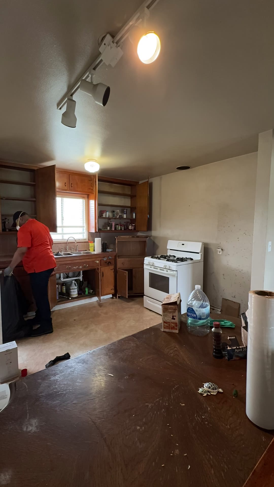 Kitchen cleanup